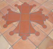 Croix occitane au sol en plusieurs éléments diamètre 1.55 ML