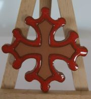 Croix occitane magnet diamètre 5 cm émaillé rouge extérieur