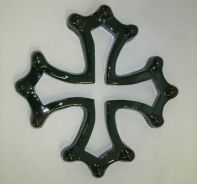 croix occitane émaillée évidée diamètre 33 verte