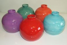Vases boule petit modèle différents coloris vu de face
