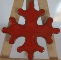 Magnet Croix occitane diamètre 5 cm émaillé rouge partout